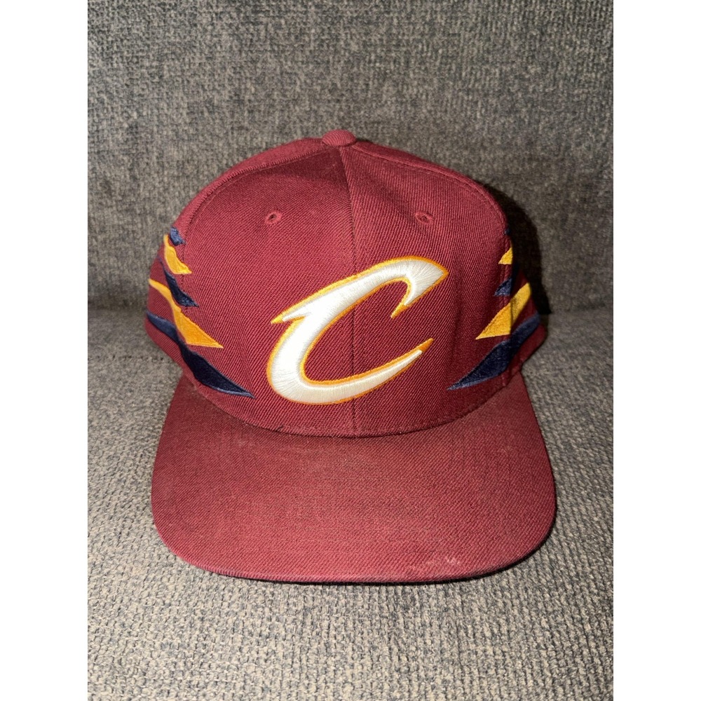 Cleveland Cavaliers Hat Cap Snap Back Mens One Size Red NBA Mitchell & Ness